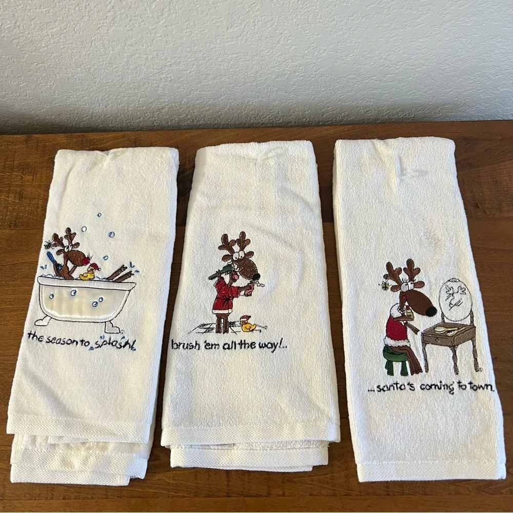 Vintage 1978 Grand Prix by Avanti 3 Christmas Hand Linen Towel New